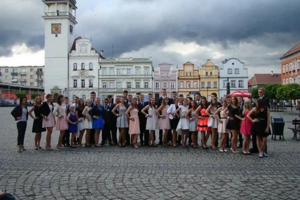 Absolwenci z Bytomia Odrzańskiego spotkali się po 43 latach