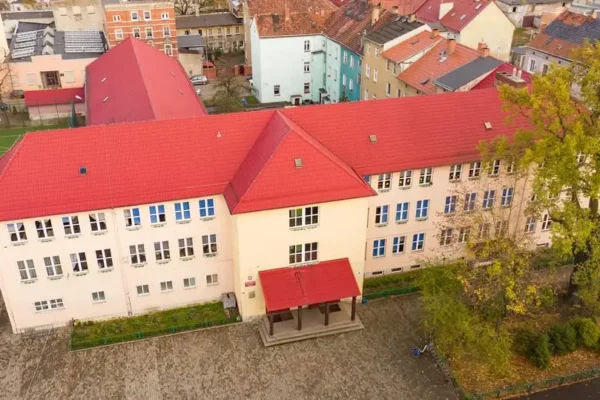 Uczennica z Nowej Soli wicemistrzynią Polski w siatkówce plażowej U12