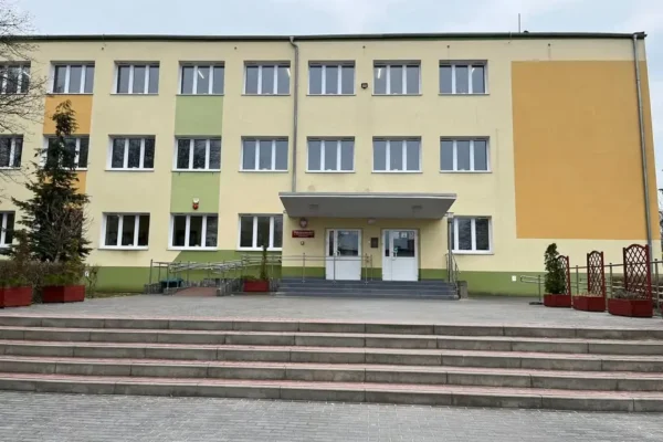 Trwa rekrutacja uzupełniająca do Szkoły Podstawowej nr 2 w Kożuchowie