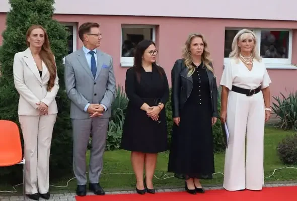 Uroczyste rozpoczęcie roku szkolnego w Otyniu – ślubowanie pierwszoklasistów