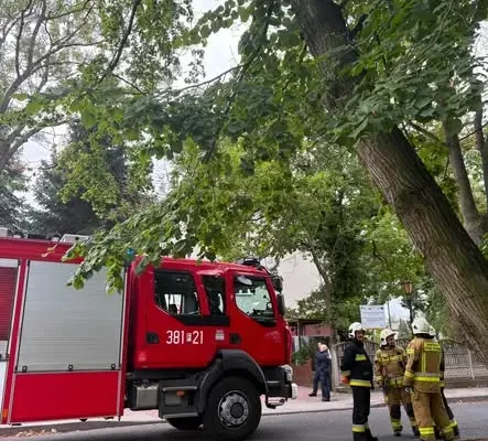 Nowe Miasteczko: Pierwsza w roku szkolnym próbna ewakuacja w szkole podstawowej