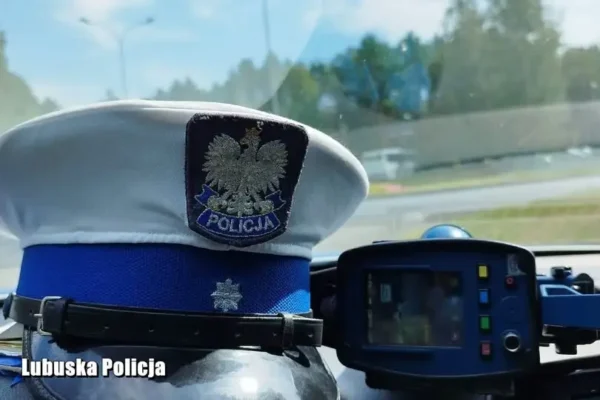 22-latka z Nowej Soli straciła prawo jazdy. Jechała 112 km/h w terenie zabudowanym