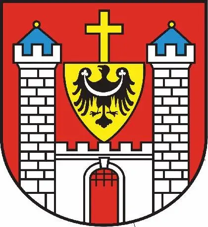 Nowe Miasteczko z historycznym szlakiem turystycznym. Pierwsza tablica już przed ratuszem